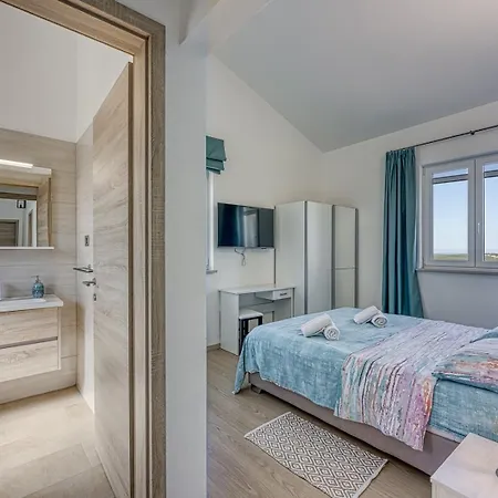 Bellavista Villa *